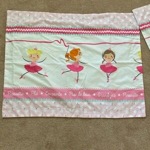 Set of 2 Sham pillowcases ballet design. Never used.